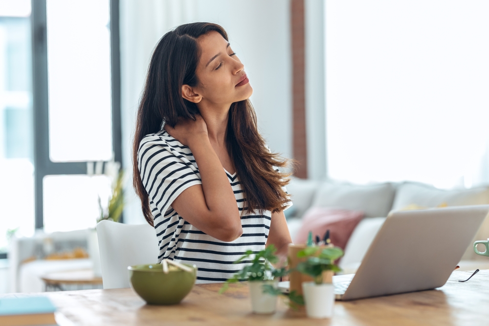 Looking for chronic neck pain treatment near you? Here are 3 reasons why PT could be the best option